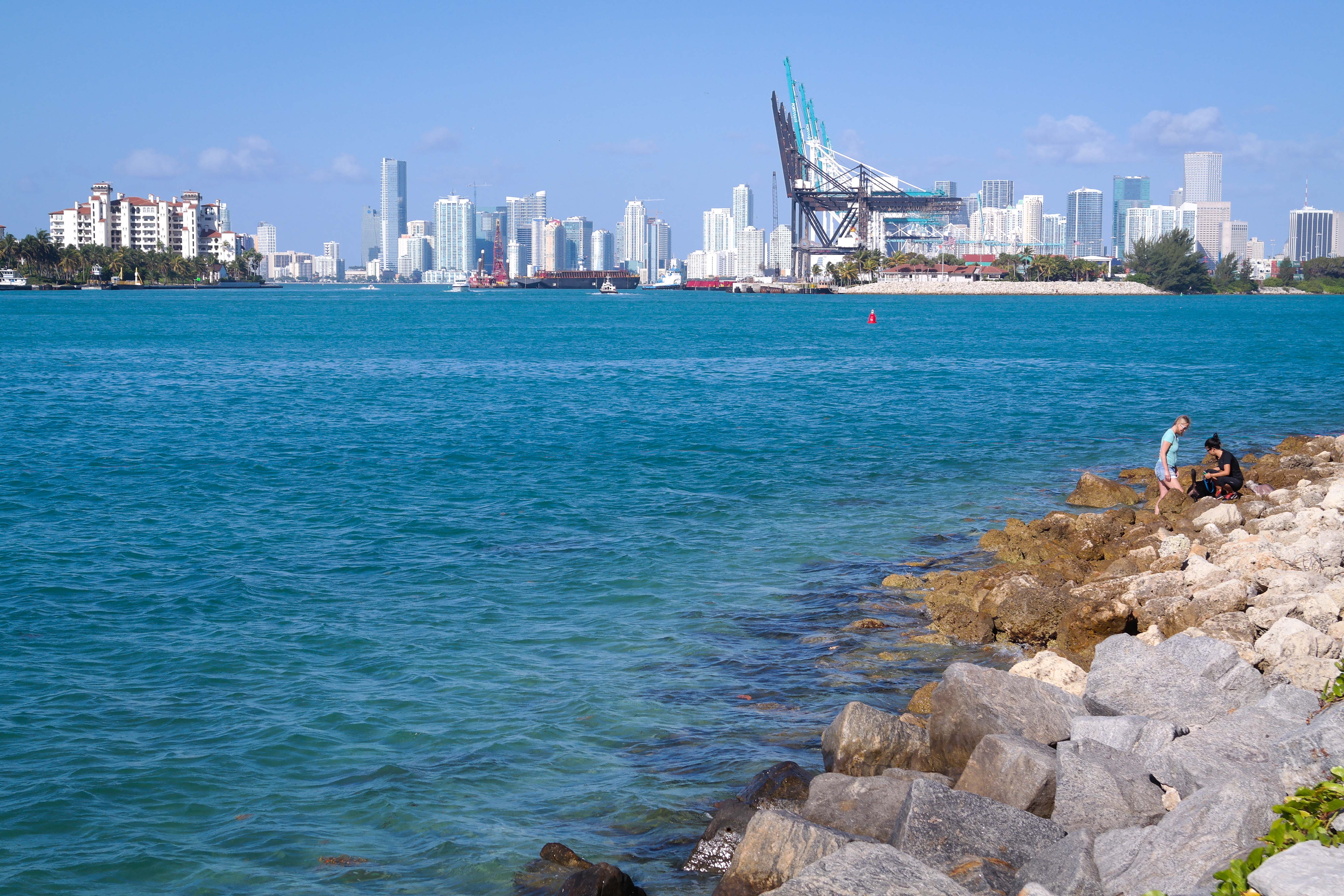 Miami,_Florida,_from_South_Pointe_Park