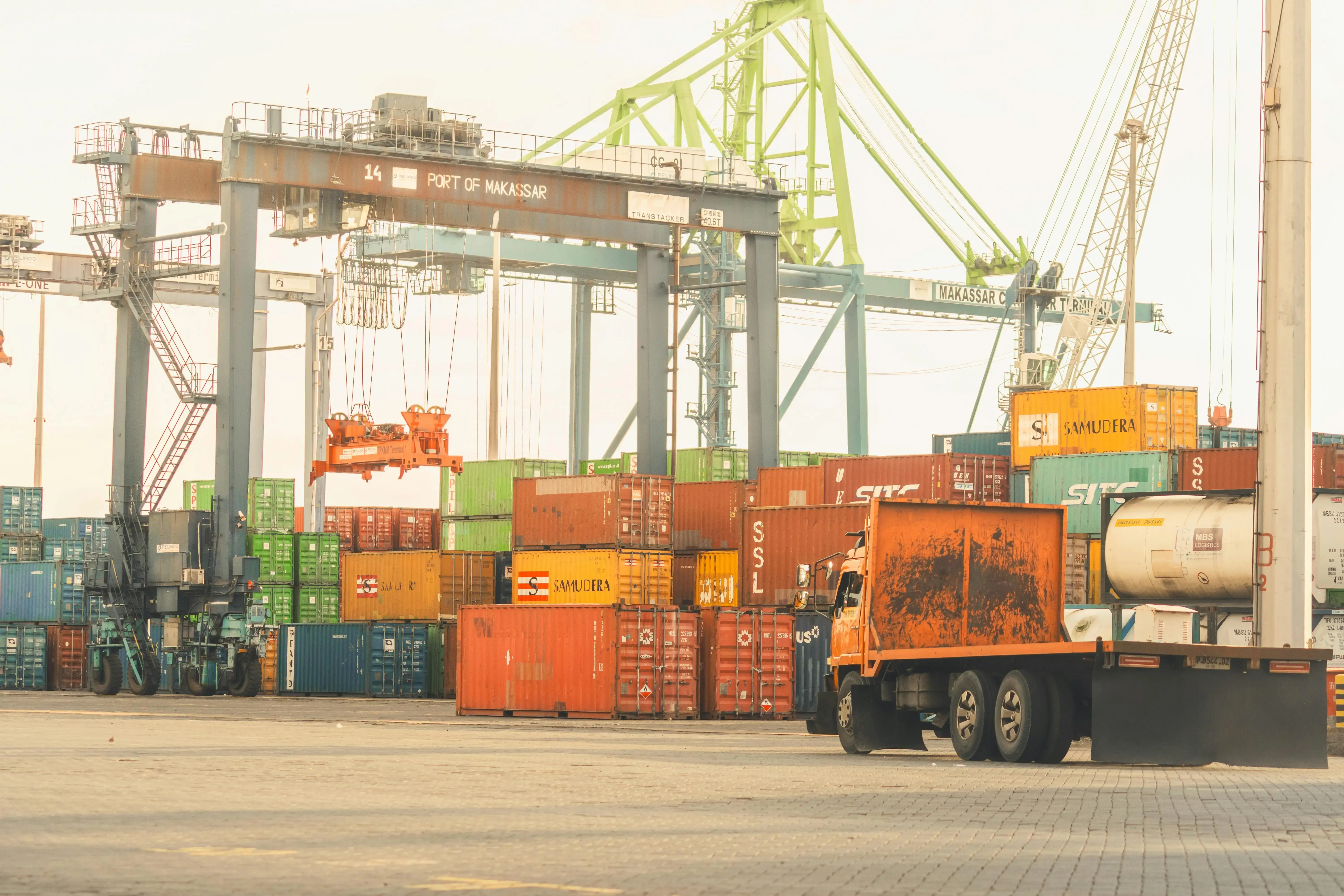 What is a Street Turn in Container Logistics 